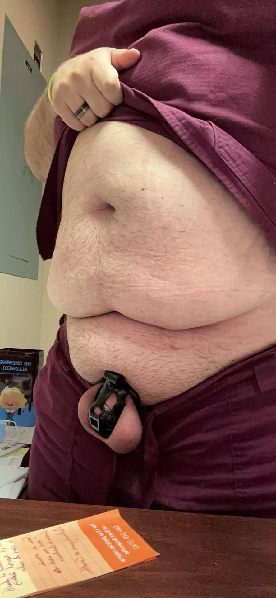 Been locked up and horny all day, hopefully your ready to see me suck daddy’s cock tonight 🥵