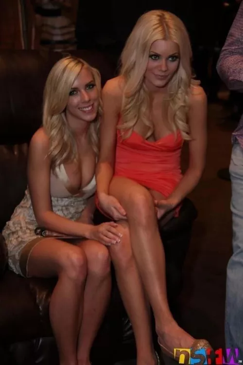 Bibi Jones and Riley Steele