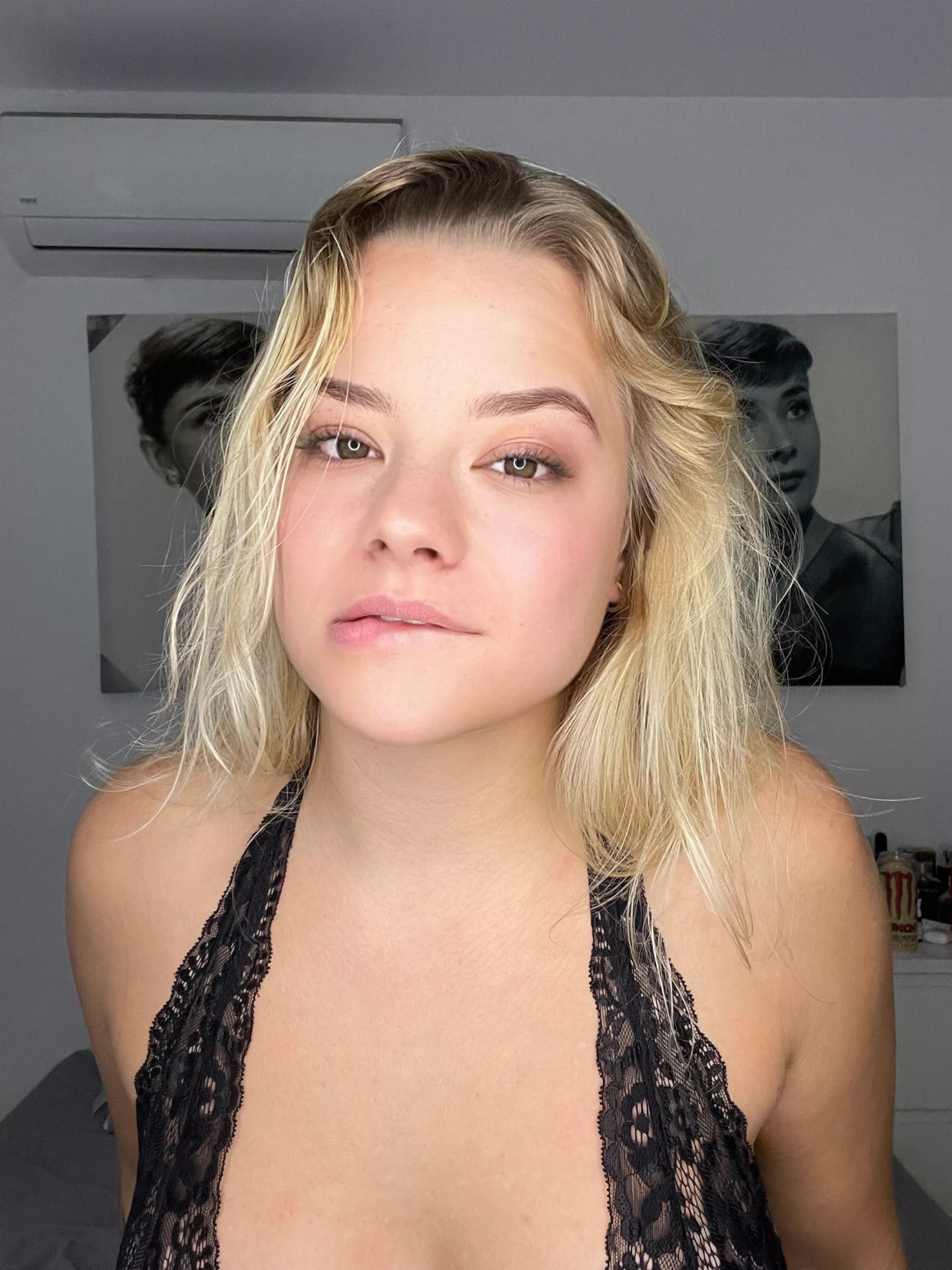 do you like 20 y old blondies?