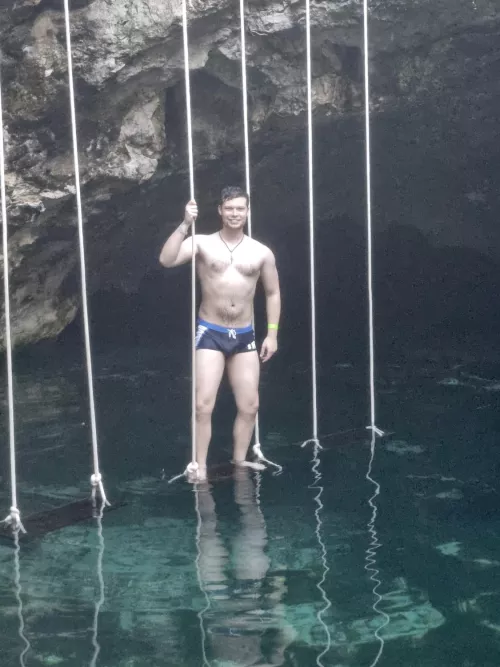 Don’t be fooled by my smile. Balancing on this thing was a real pain. 😂 🏳️‍🌈