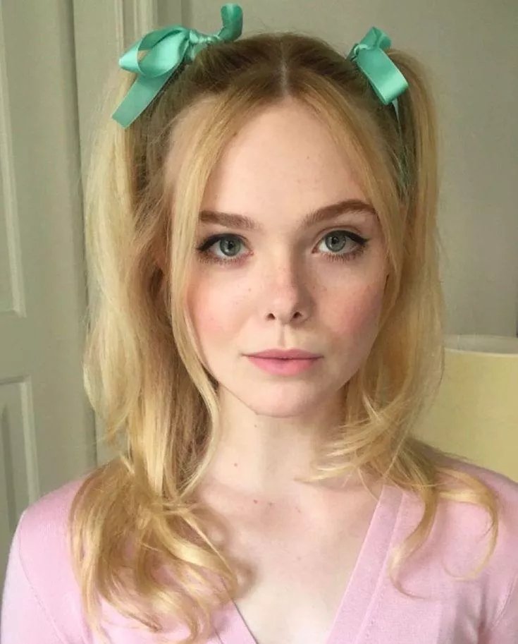 Elle Fanning in pigtails making me wish I had a bi bud