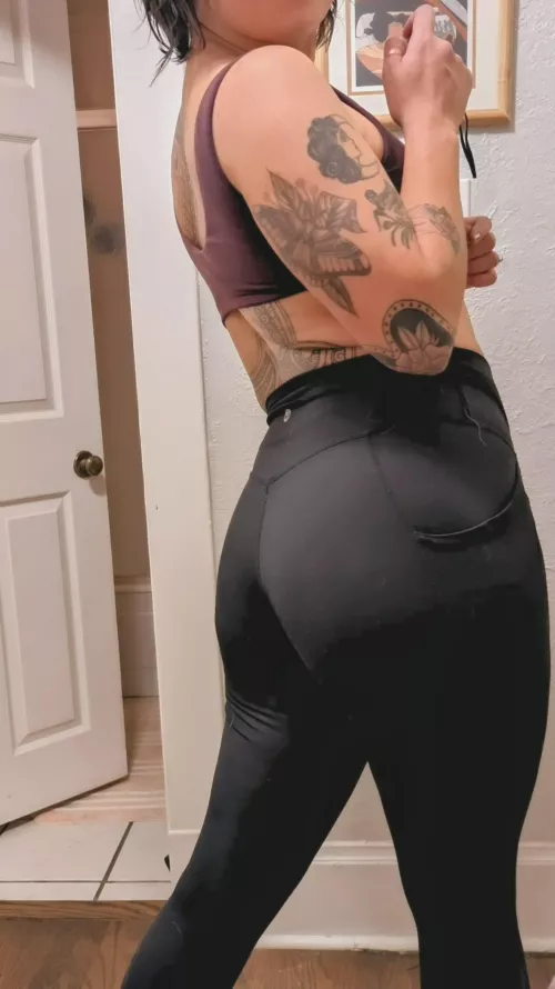 excited to be getting back into my yoga practice 🥰