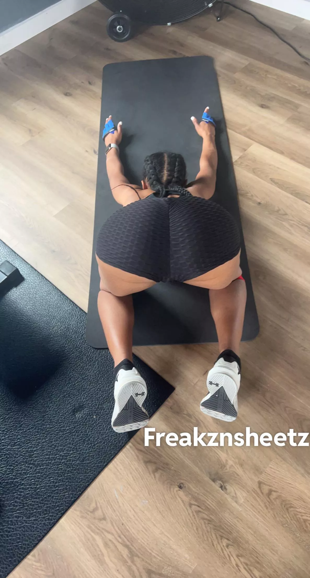 [F] Would you stop and help me stretch. 😈?