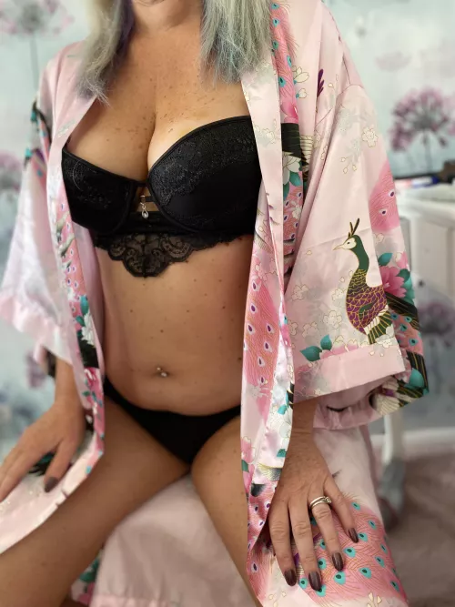 (F)50 getting ready for work but I’d rather stay in bed