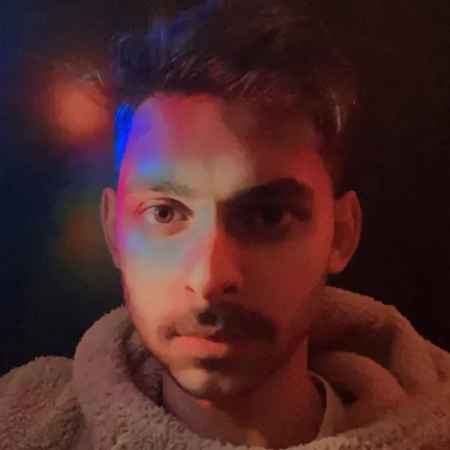 Feeling Christmassy 🎄Let’s chat!