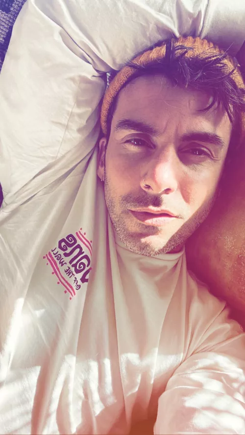 Feeling cute, might delete later. Sn: jorge_jorgeous 30+