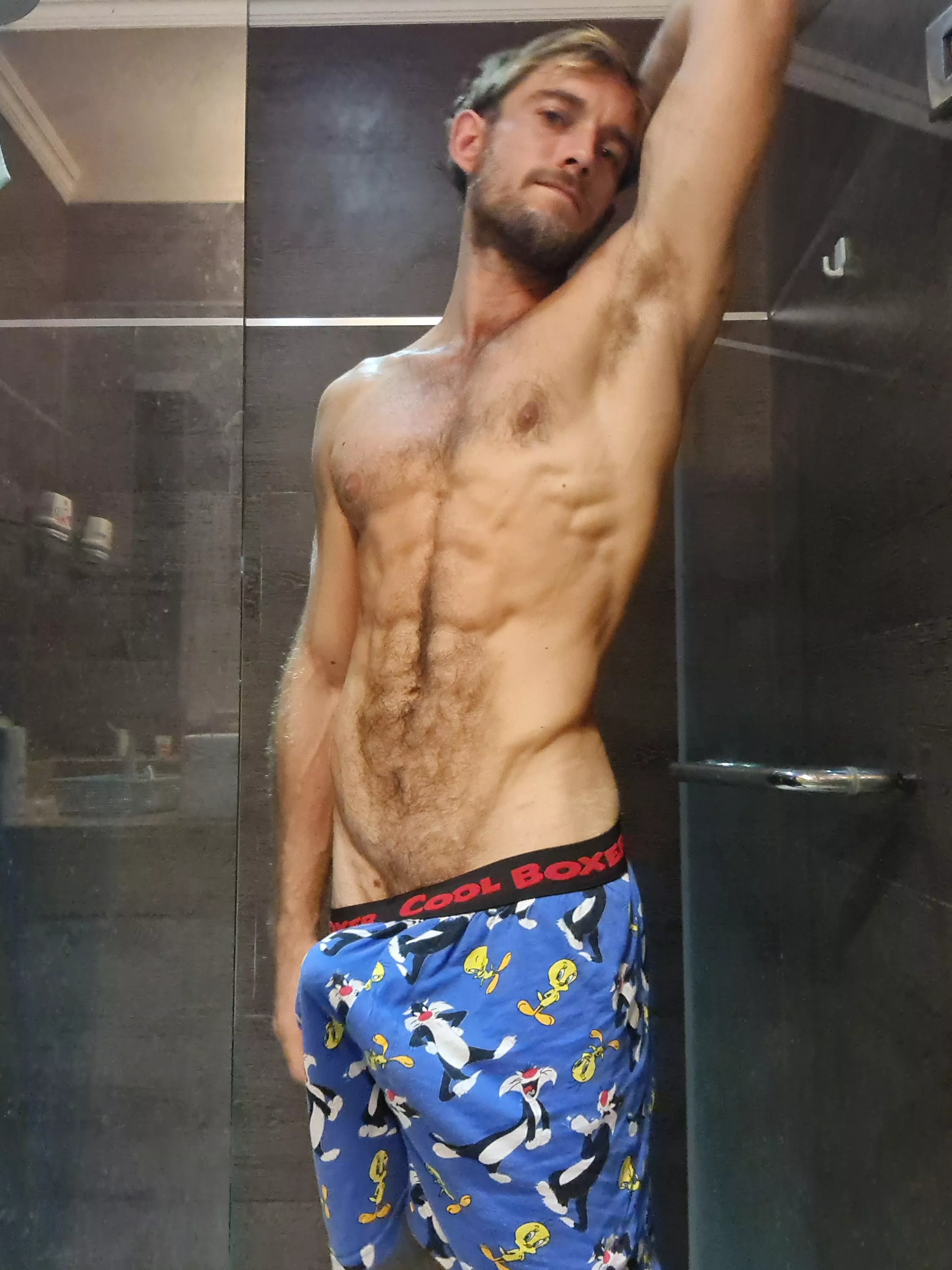 forgot that to say hi to the community !