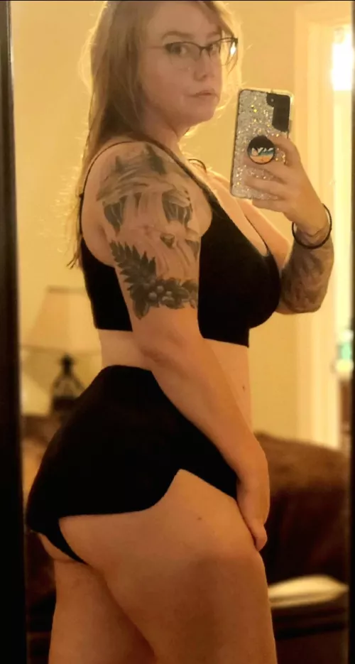 glasses always stay on