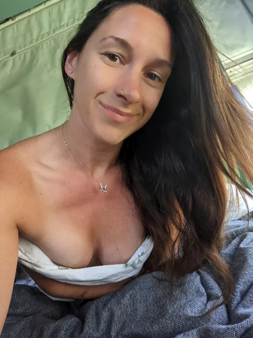 Good morning from the campervan! it's chilly this morning but you can't tell 😜