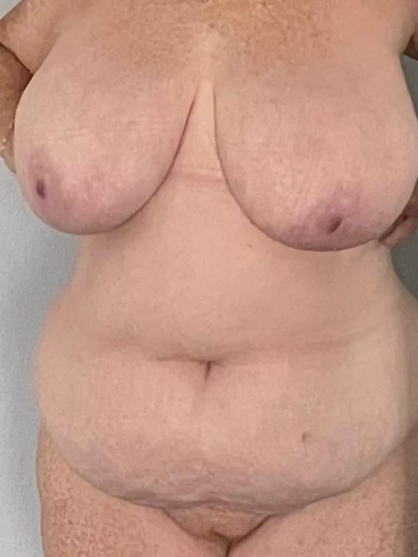 Happy titty Tuesday.