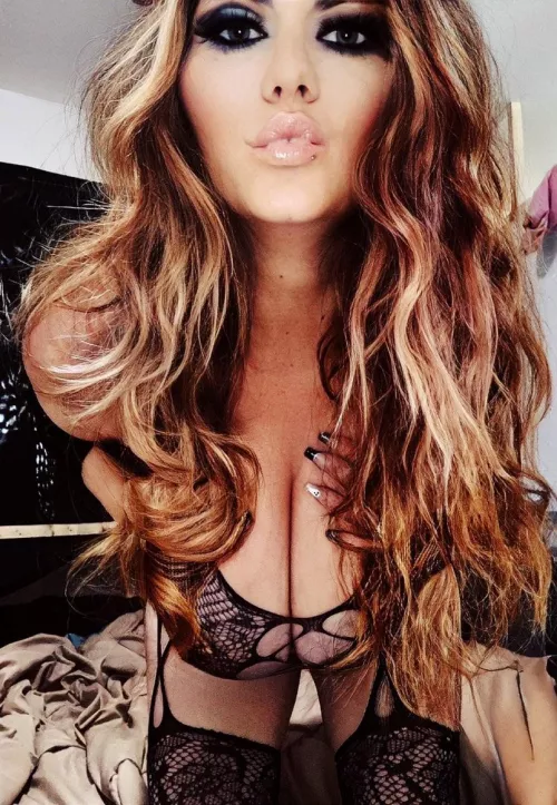 Hey cum play ♥️💋