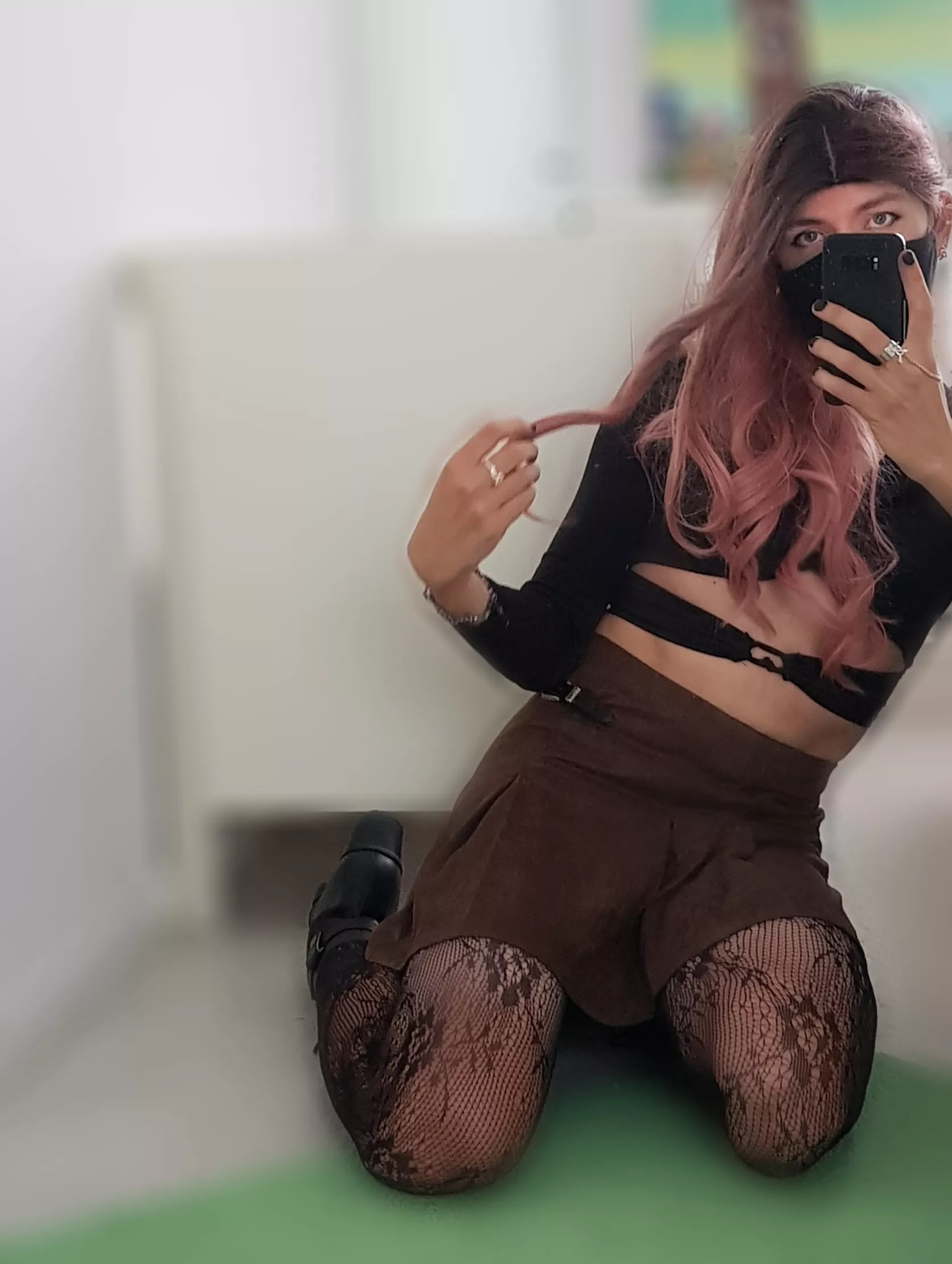 Hiii, it's been a while but I'm kinda nervous again... First time showing ( part of ) my face. Hope you like the pic, please let me know and maybe I will upload more soon <3