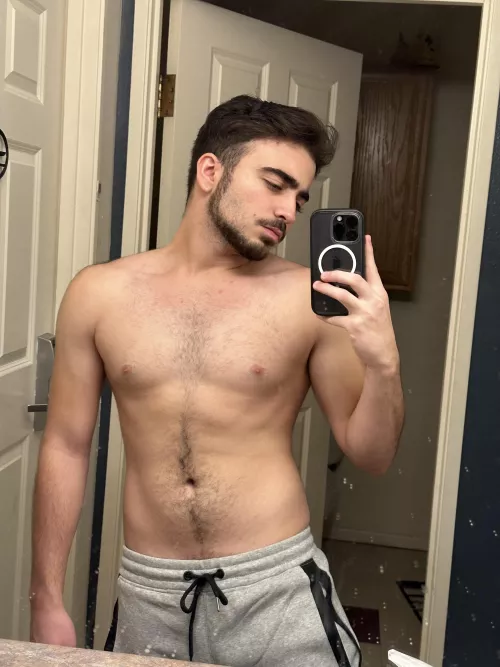 Hope everyone is feeling themselves this fine Tuesday morning! ☀️