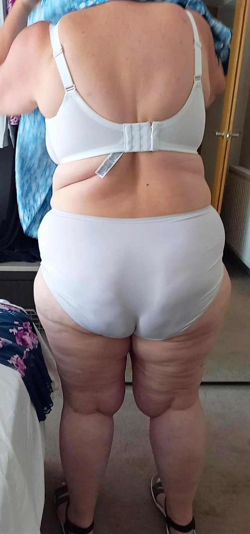 i love odd bodies in white panties