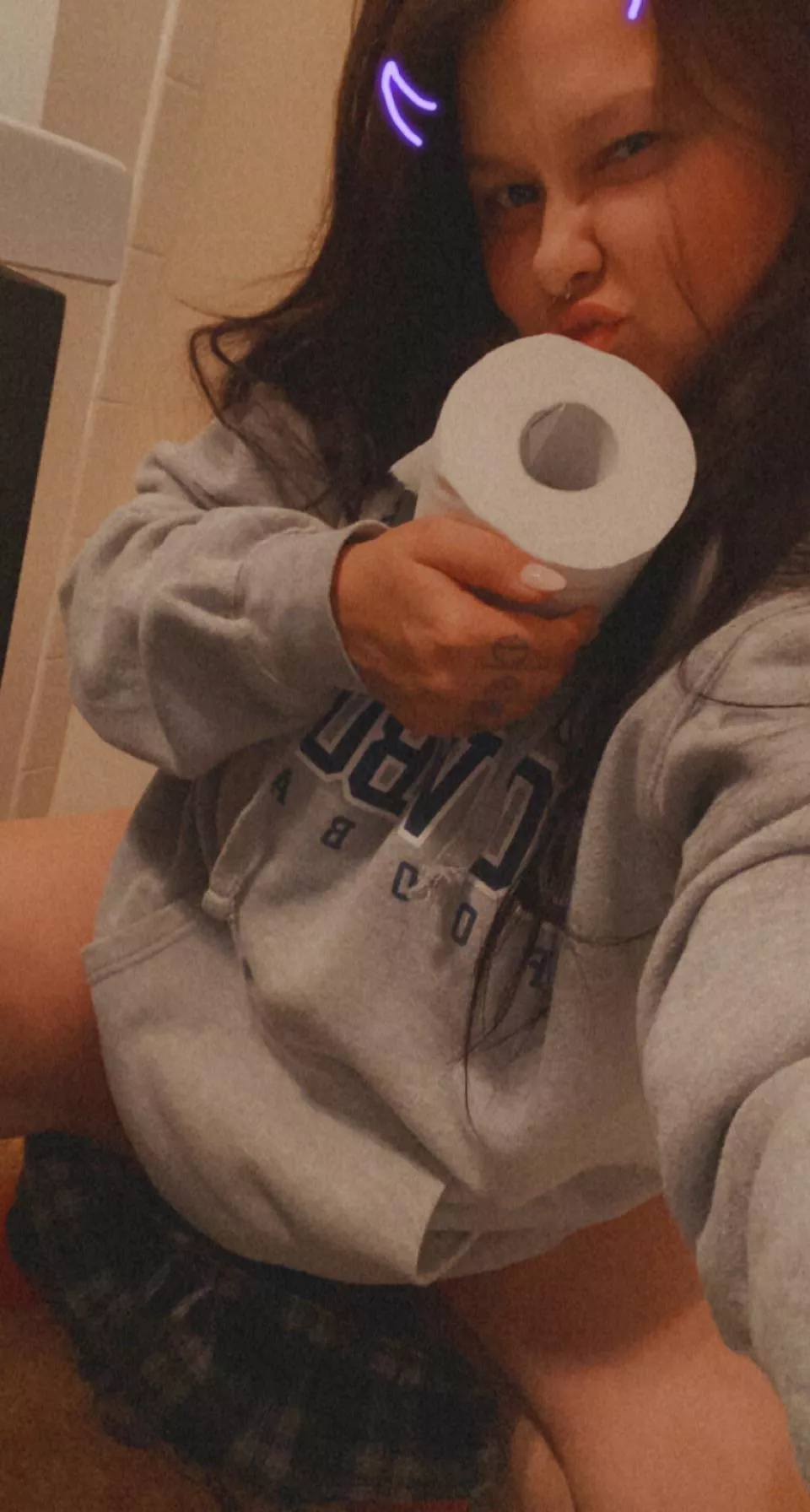 I wipe my poopy butt while crouched down on the floor in front of my toilet. Here is my fav toilet paper 🧻