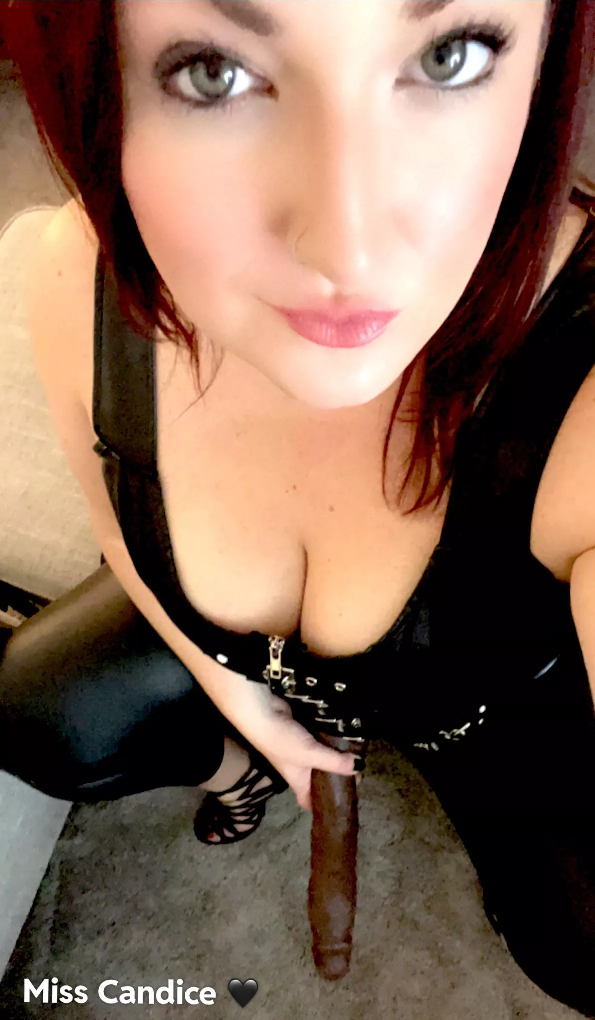 I’m going to bend you over and see what kind of noises come out of your mouth as I slide in 😏🖤