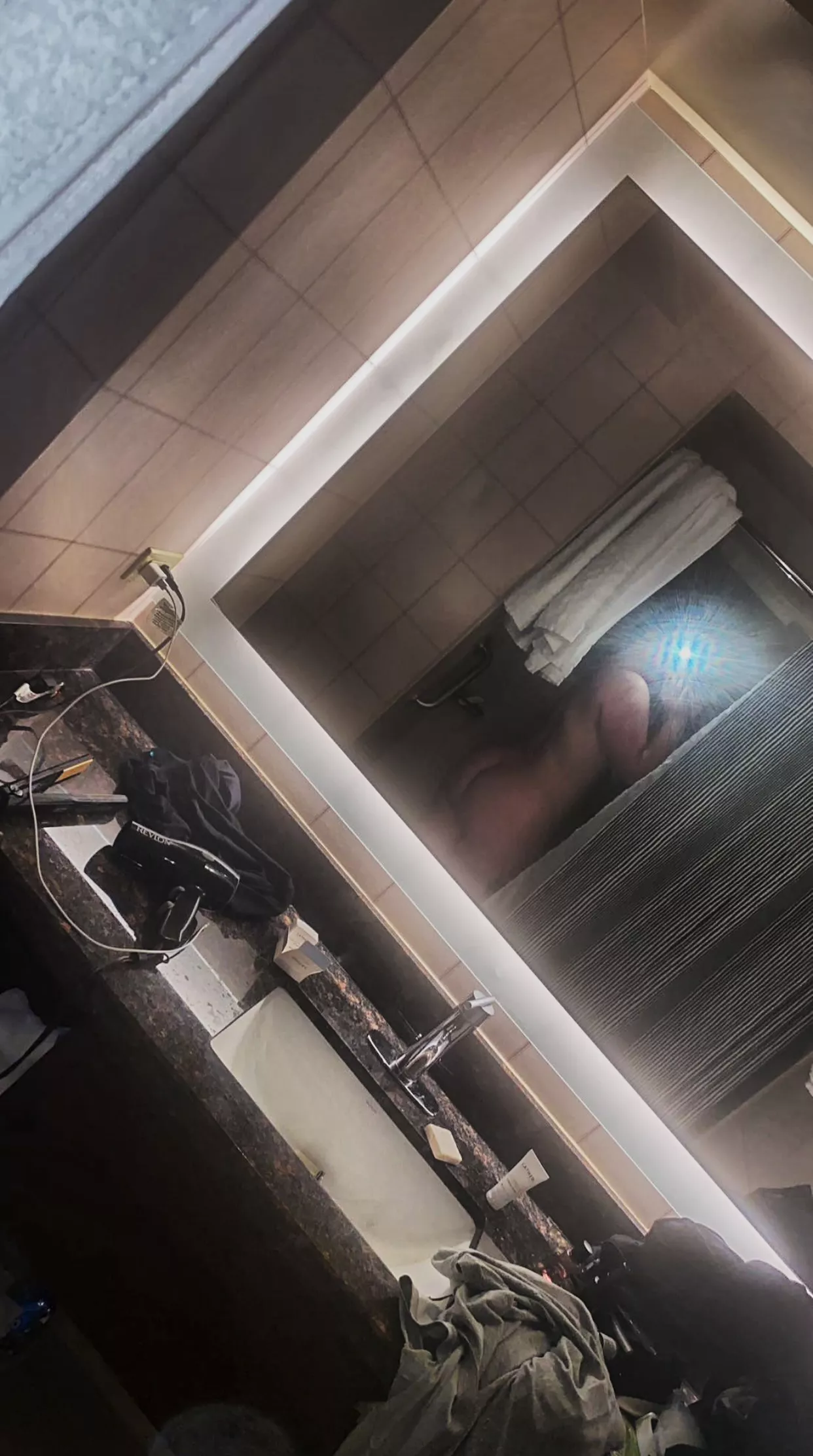 It’s your duty to please my booty [f]