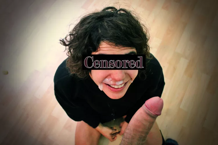 I've never let my bf cum on my face like this, lol