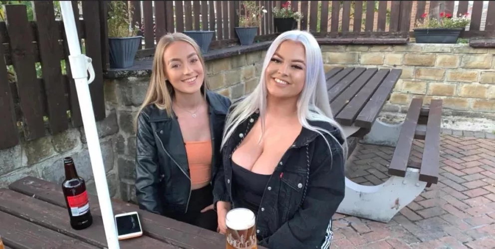 left or right (small or big boobs)?