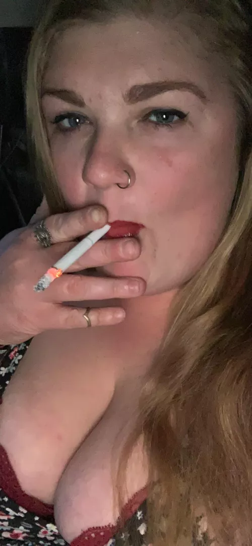 Lemme ash on your tongue 😛 🚬