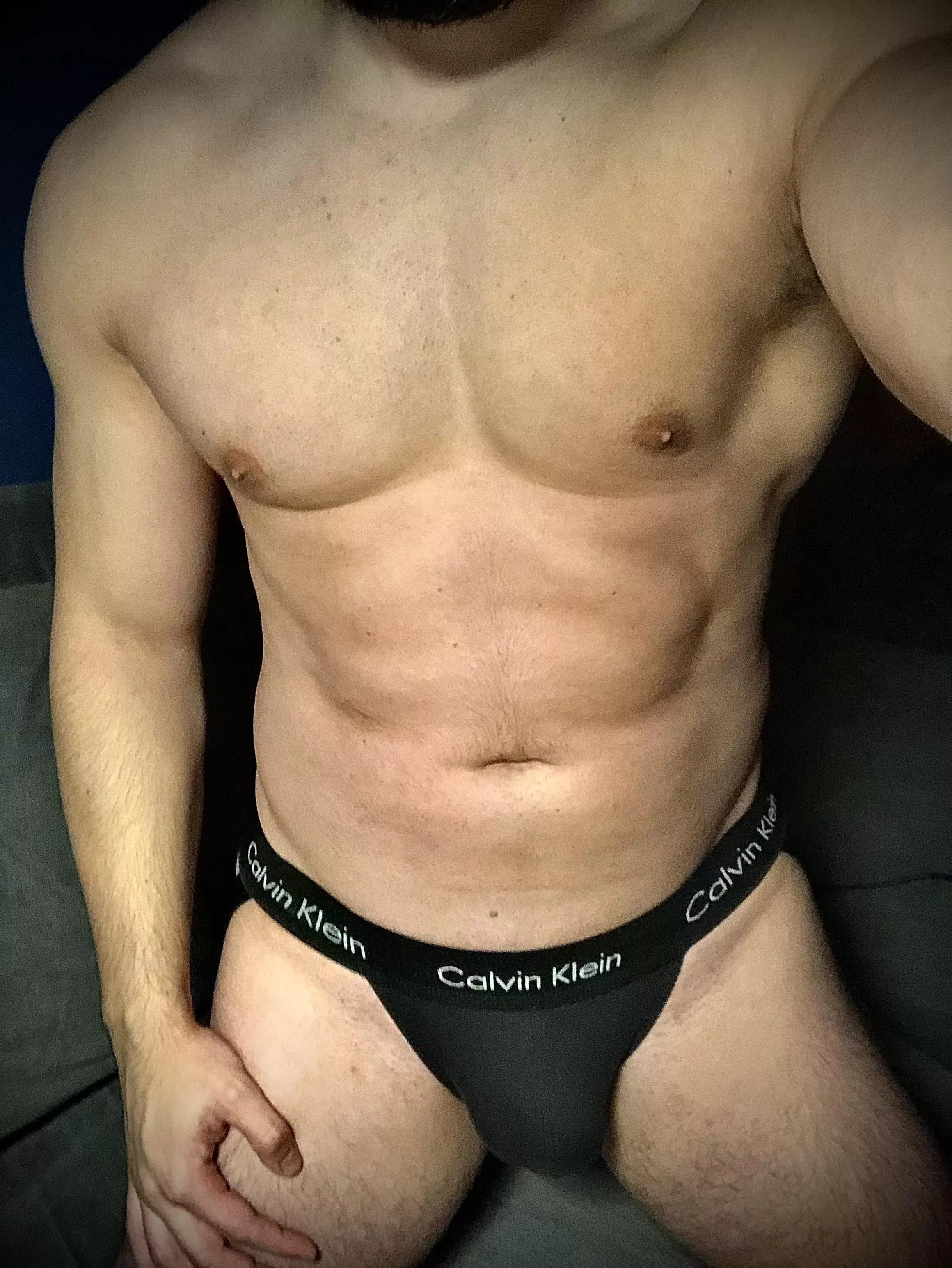 [M] 💪🏻👊🏻