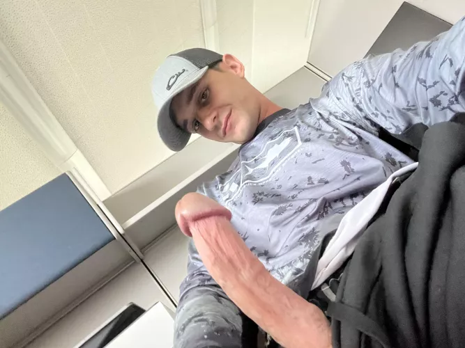 Newly single and constantly like this now .