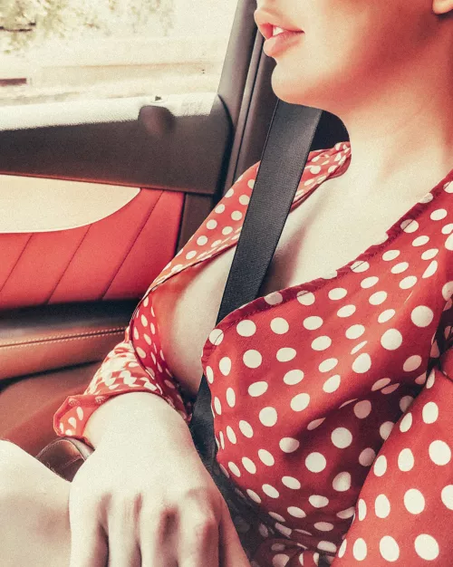 No one notices my nipple on this photo ;)