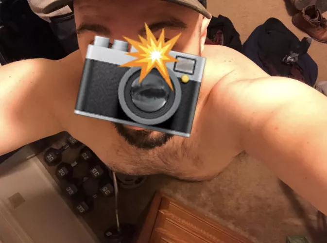 Pick you up and put you on my shoulders?! As long as you promise to face me. 😜 33 From PA..