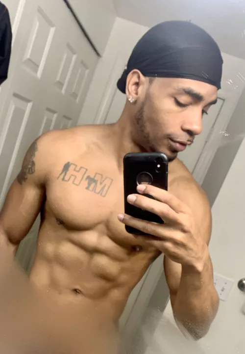 Post Shower action 💪🏾🚿