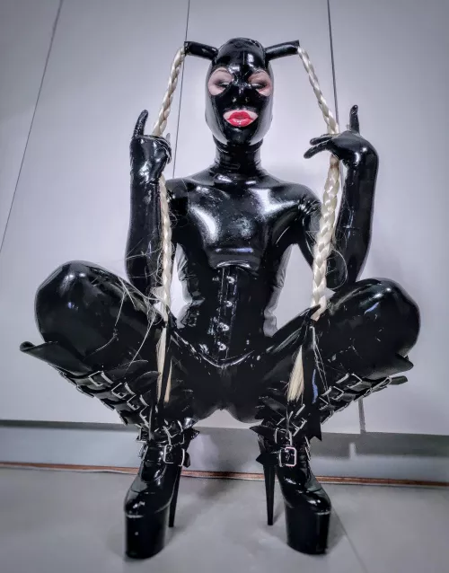 Rubberdoll in the making ✨
