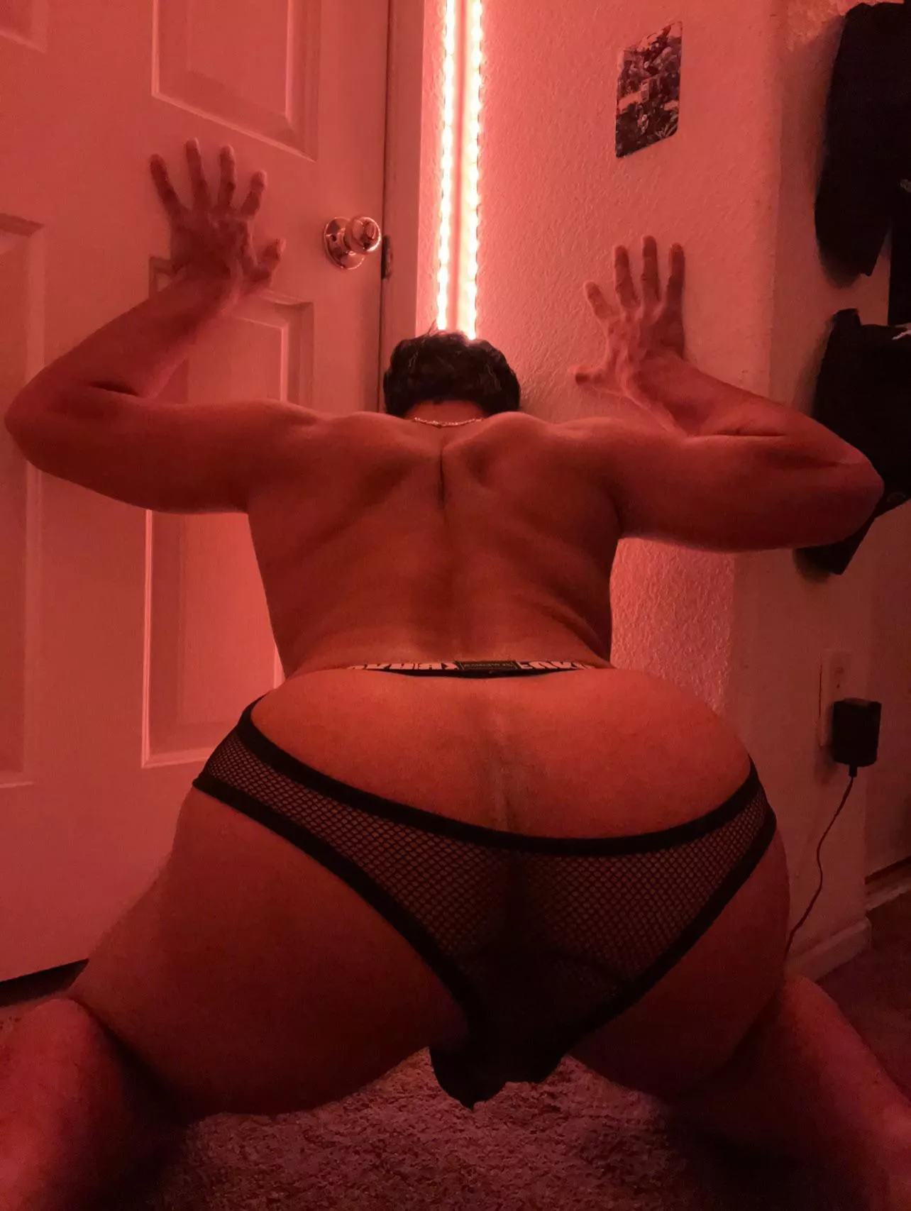 Should I twerk on a dildo?🤔