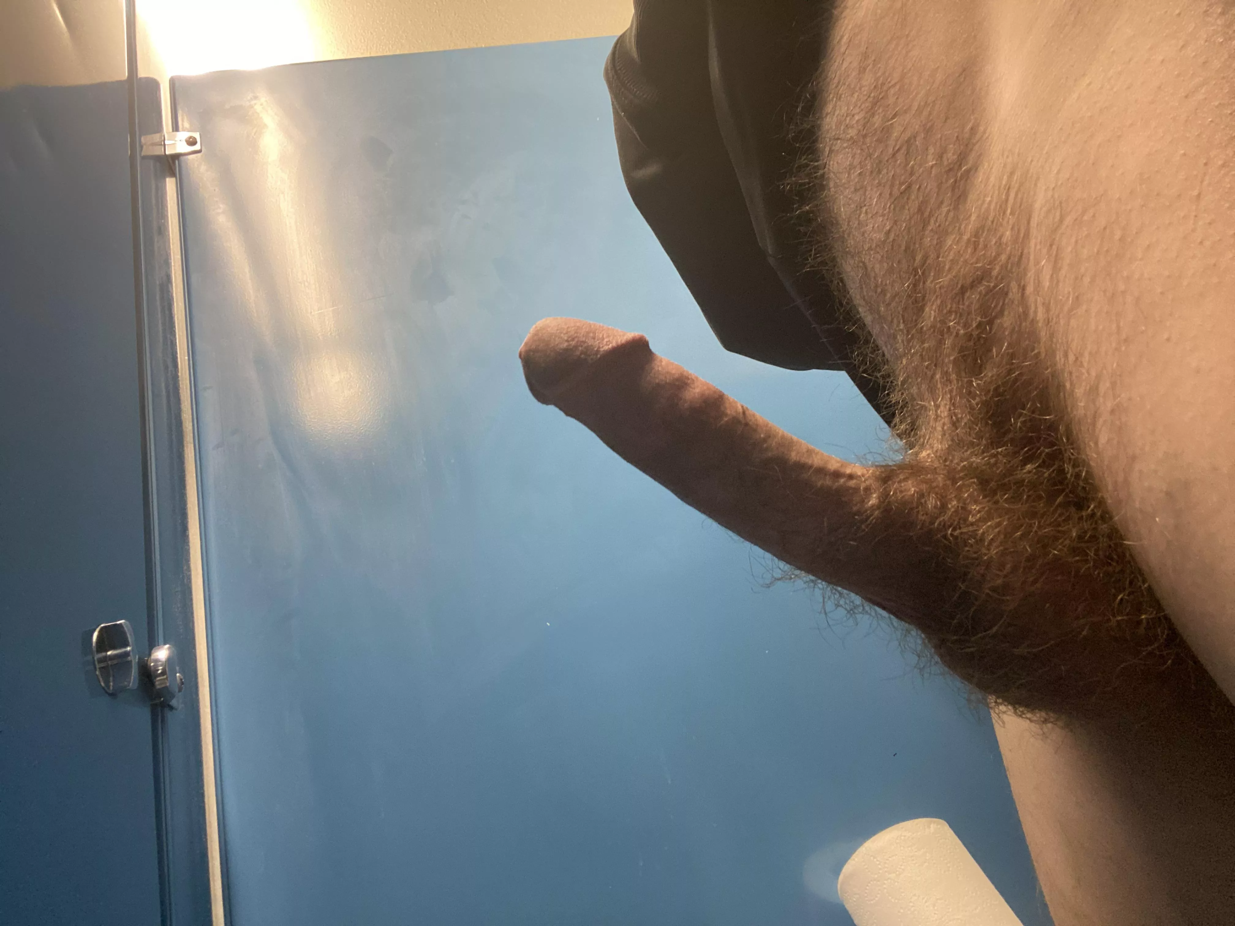 So horny at work i need dick