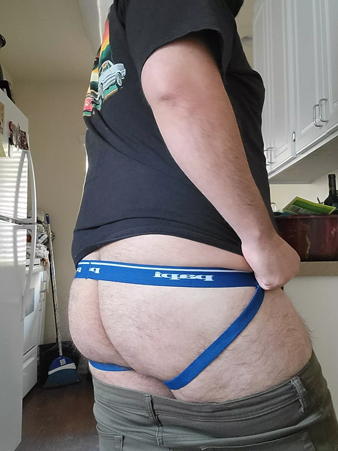 Standard kitchenware