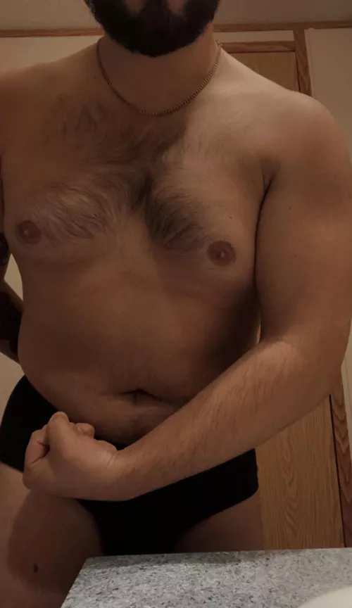 the couch is waiting for me 🛋️🐻