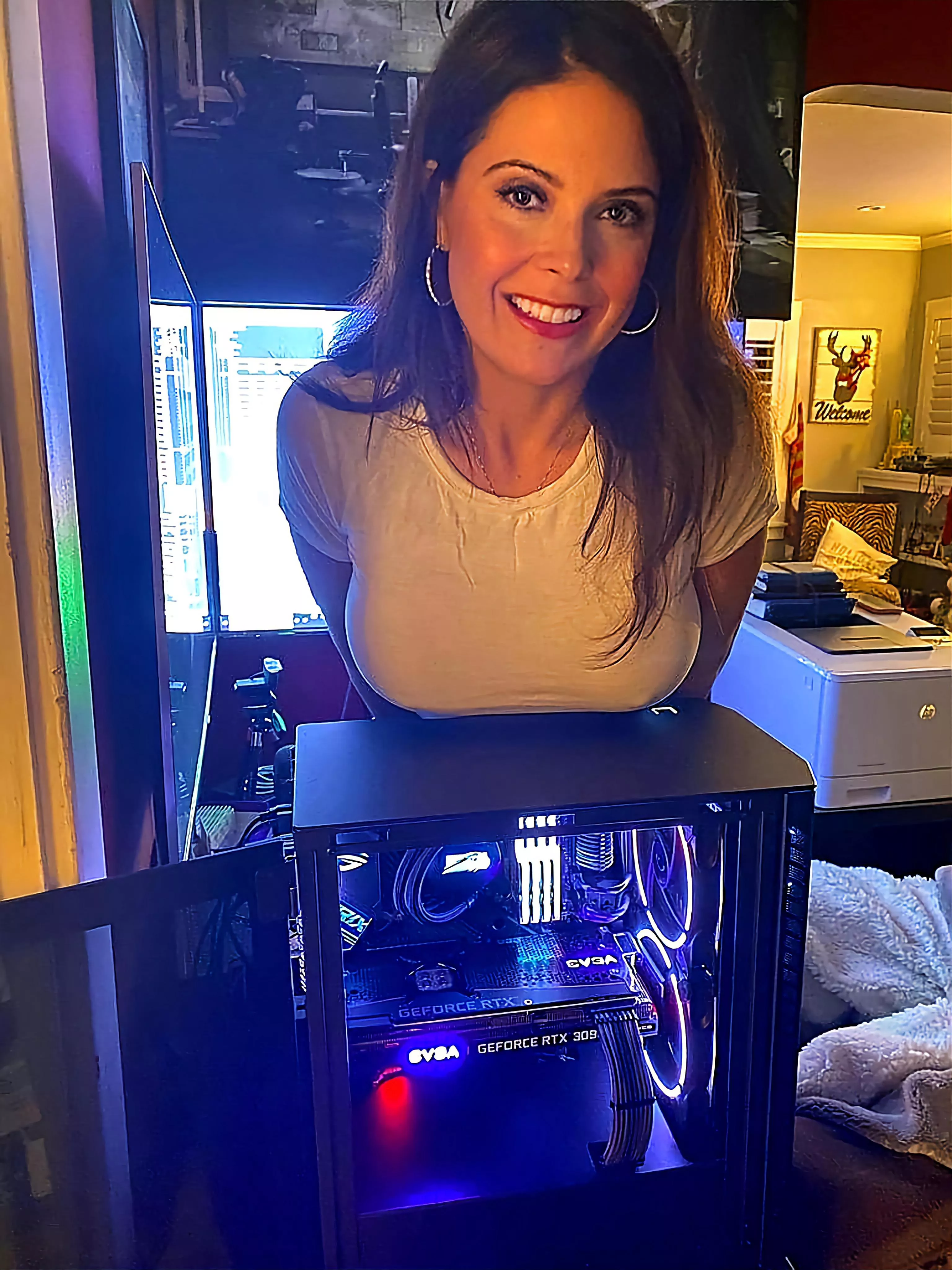 Time to upgrade to a 4090, but they might have some power/short issues so I'm waiting. (46F)