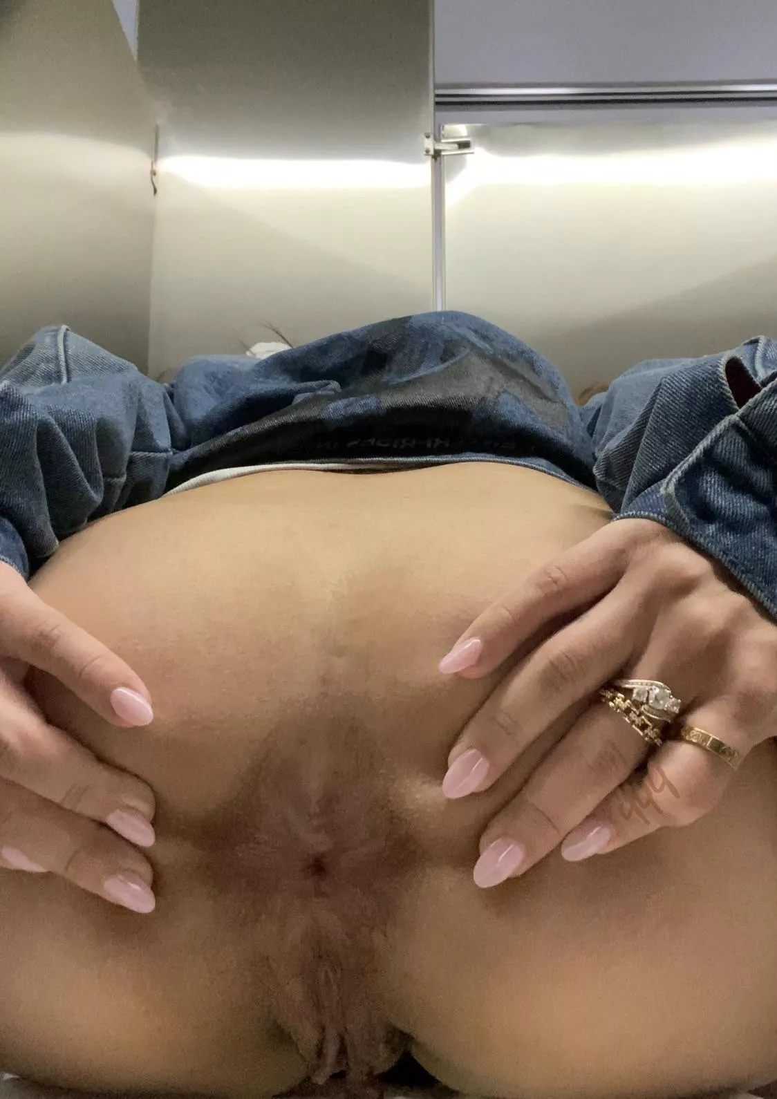 U eating my latina hole? I’ve never tried it