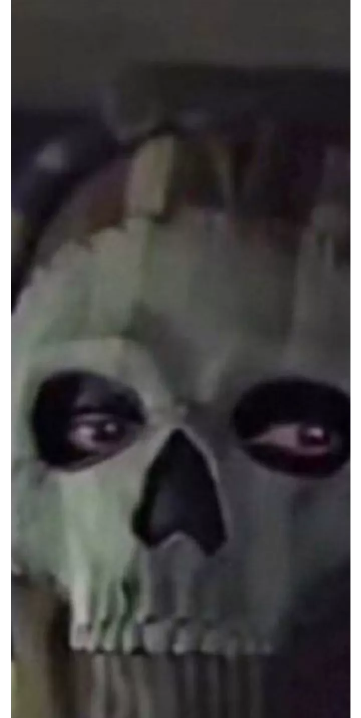 u in her DMS I'm using her discharge as dip for my nachos we not in the same league