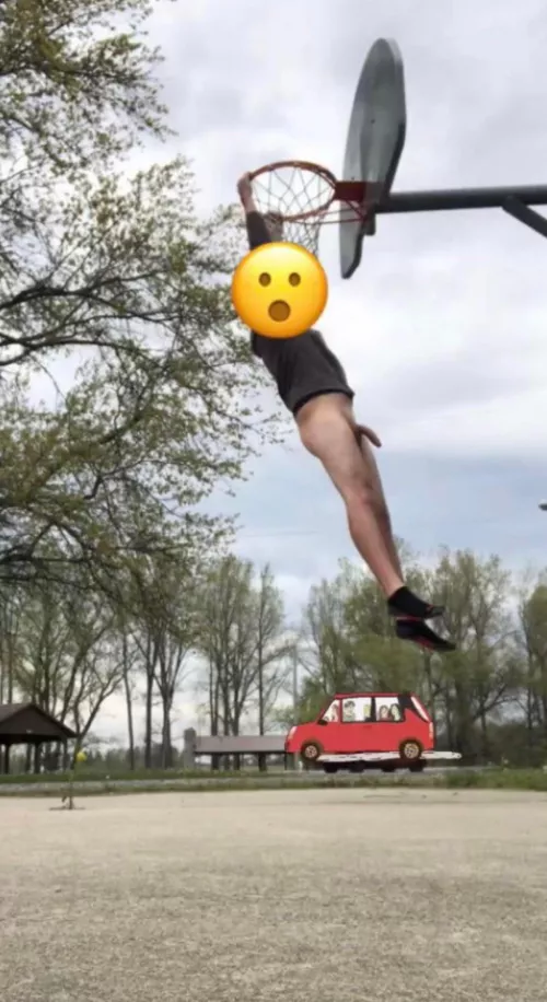 wanna play some bball at the park??