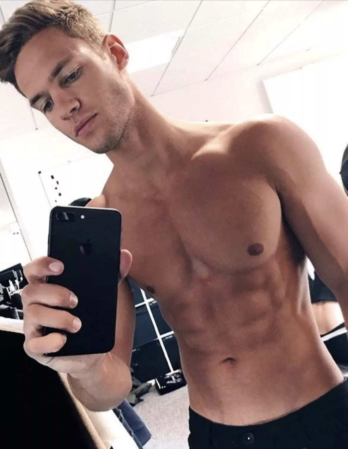 What do you think ladies 😏😈