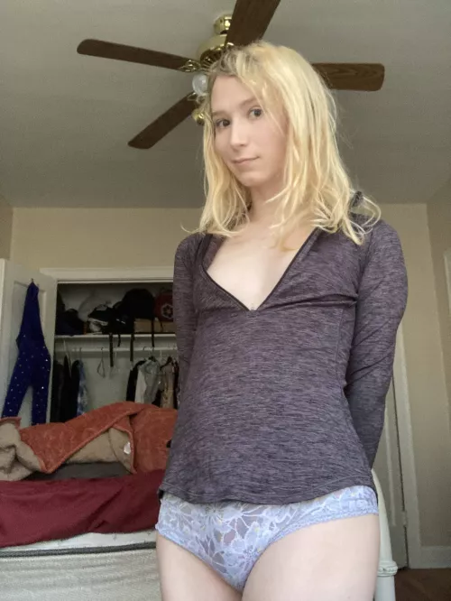 When the girl next door has a big secret 😏