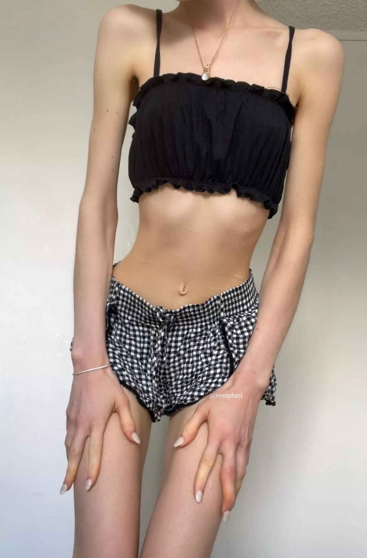 would you kiss me goodnight 🧸