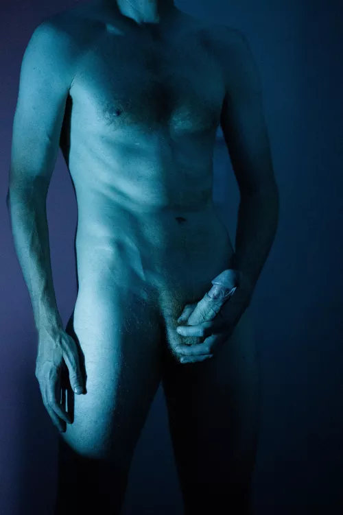 You can just about make out the ginger under the blue light