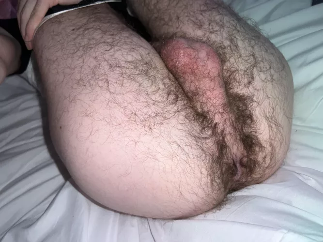 (18) Eat my hairy twink asss😈👅💦