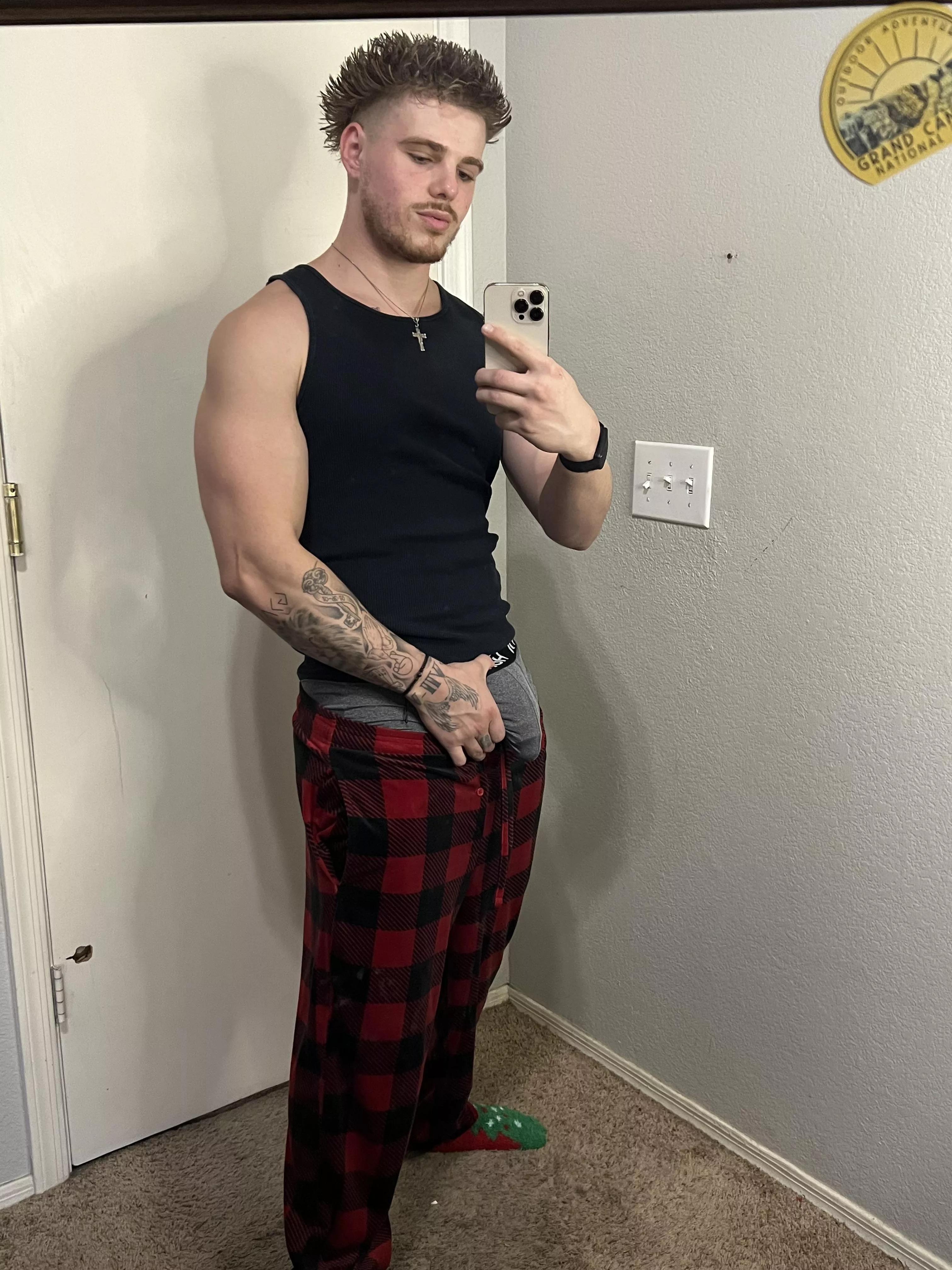 (21) I’m just wanting to be your favorite bro😘