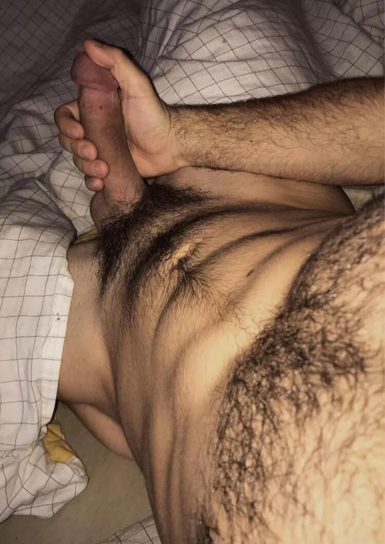 24 cut, fit and hairy here