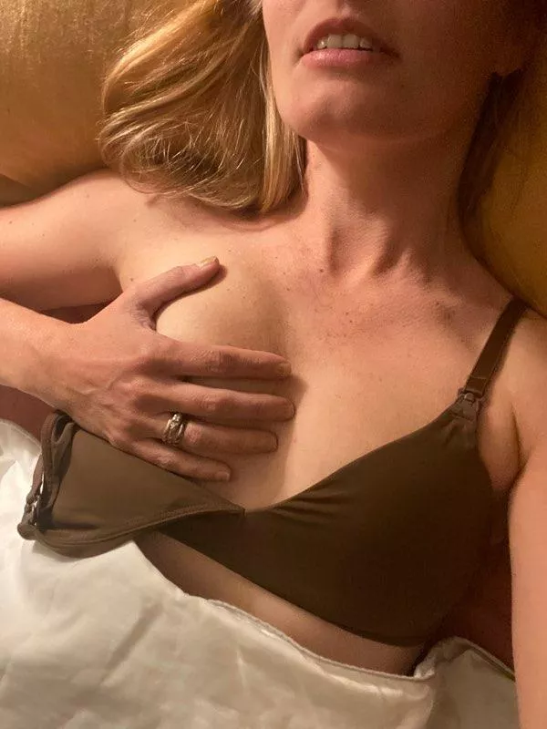 (35) Wyd when you get this text at 1 am?