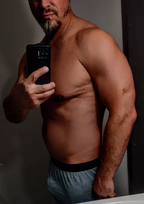 54[M] just started a new shoulder workout to gain some thickness, can't wait to see how it goes!