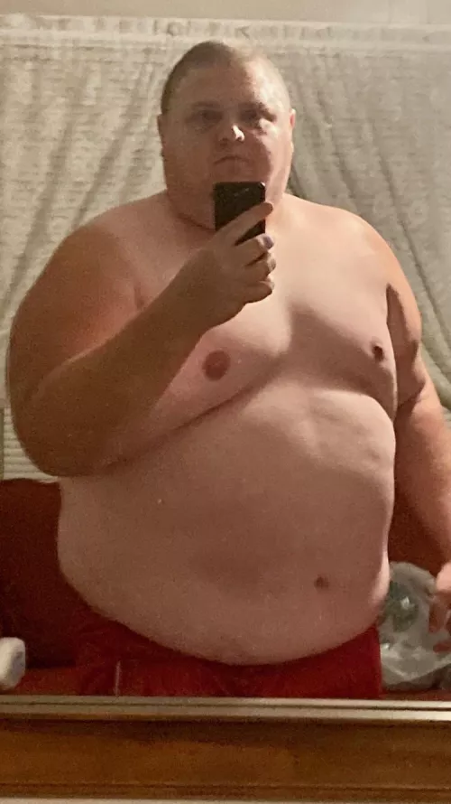 A girl told me I was scary in a sexy way today and her friend said I wasntoo cute and cuddly to scare anyone. I’m confused. Very, very confused. 🤪😂😂🤪