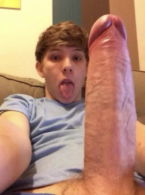 Any older bros/dads wanna help me out? Horny. Need to cum.