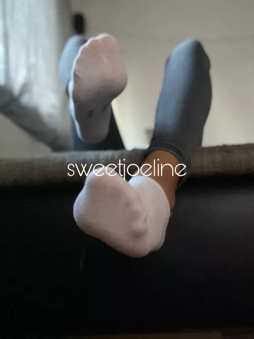 Be a good puppy and take a deep sniff!